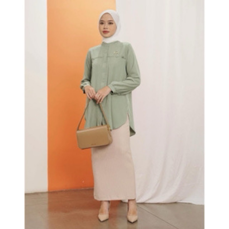 (PRELOVED) Tissa Blouse Ederra