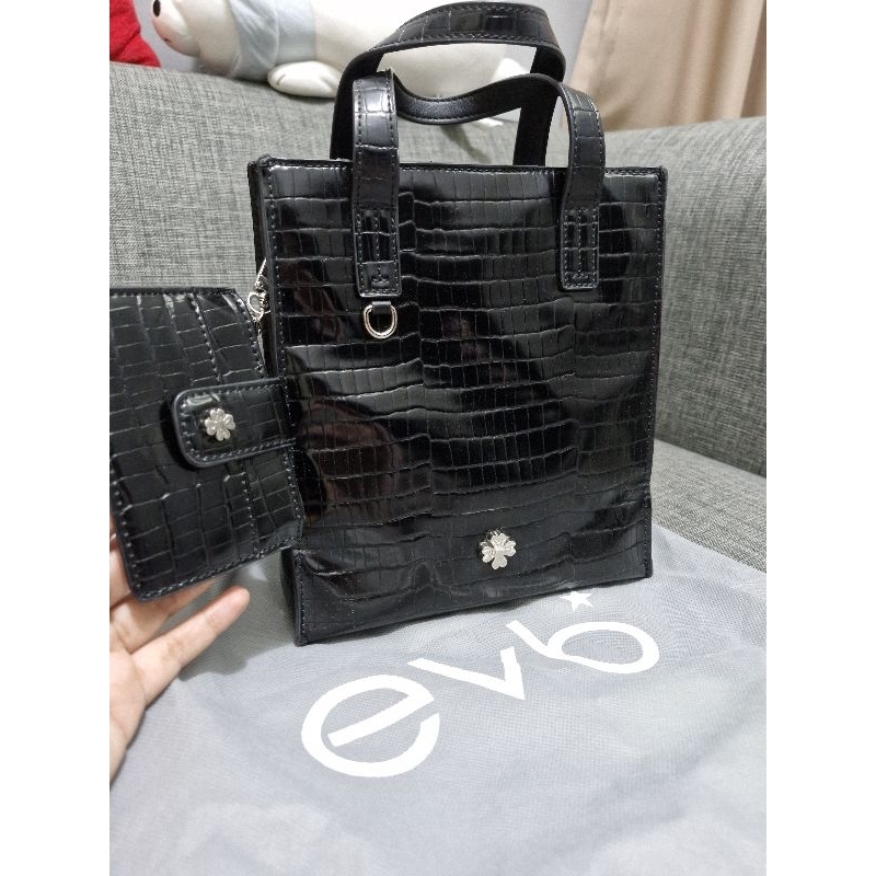 EVERBEST TAS PRELOVED