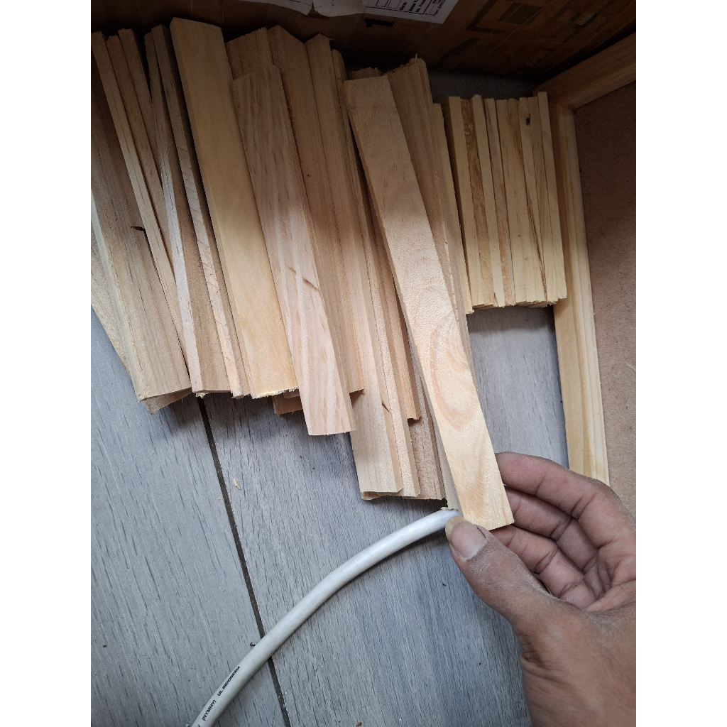 kayu Tipis untuk list bingkai ketebalan 6mm pinus/jati londo