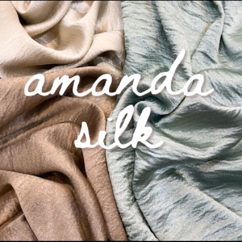 Amanda silk/Satin Shimmer Silk/Satin Shimmer/Silk Shimmer
