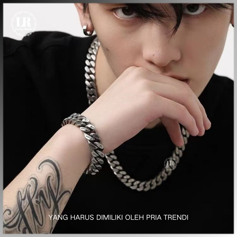 Lucky1053 New Kalung Pria Kalung Baja Titanium Pria Kalung Huruf Retro Modis Kualitas Tinggi Tidak