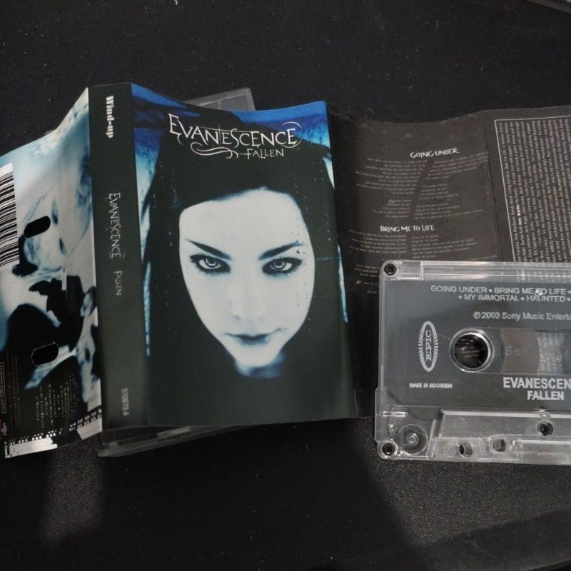 Kaset Evanescence Fallen