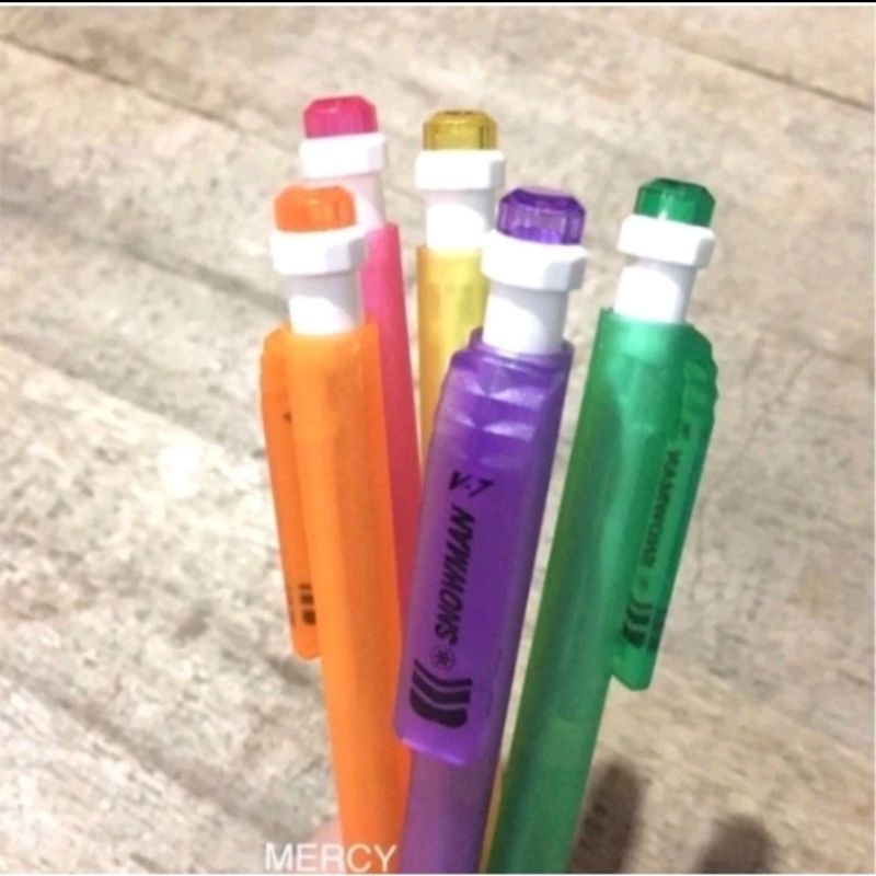 

12 pcs pen pulpen snowman V7