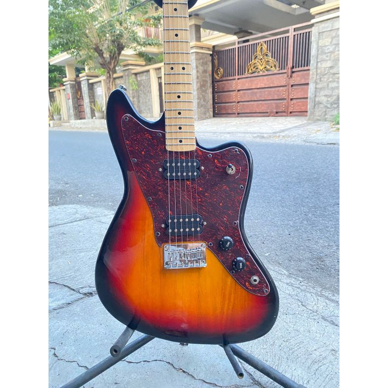Gitar Fender Jaguar sunbrust