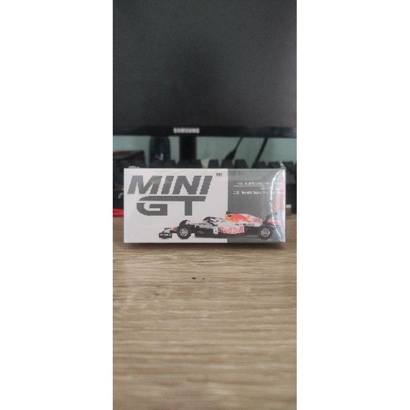 mini gt f1 max verstappen