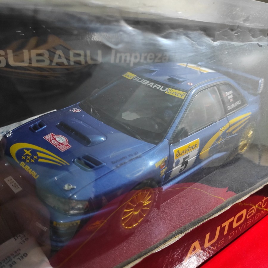 AutoArt 1:18 Subaru Impreza WRC 1999 Richard Burns - Robert Reid