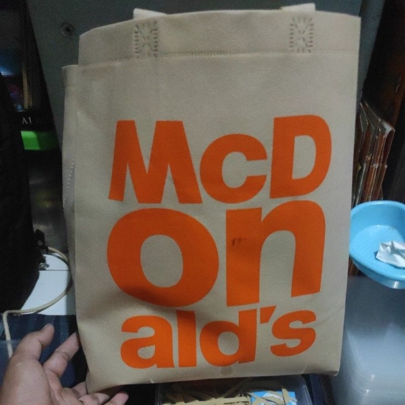 

Tas Reusable Spunbond / Tas Hantaran / Tas Tahlil