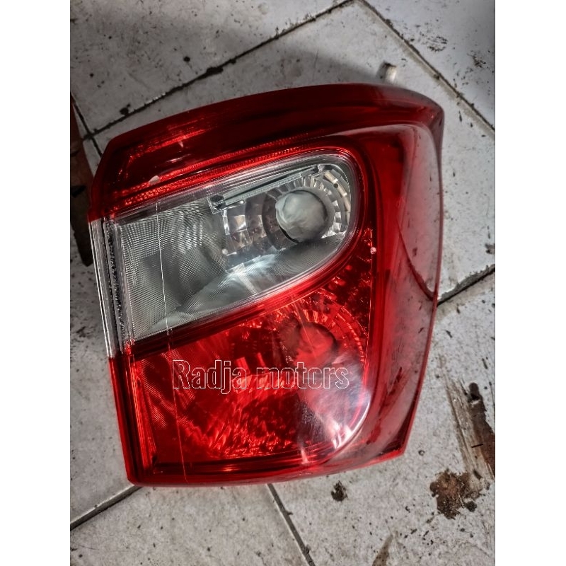 stoplamp lampu belakang suzuki  sx-4 scross