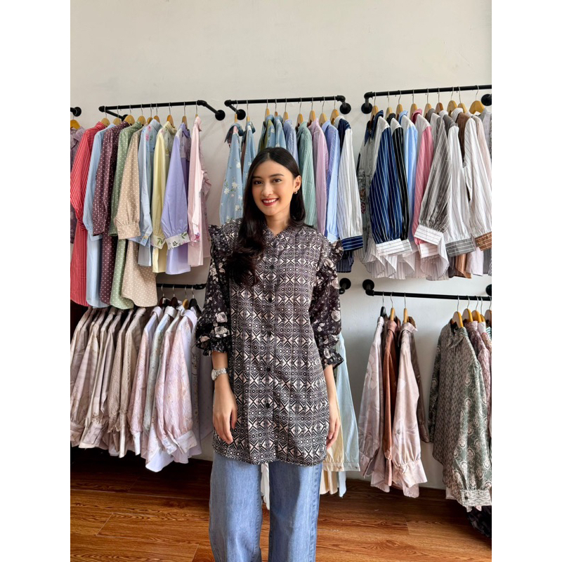 Atasan Bahan Lionel Richie