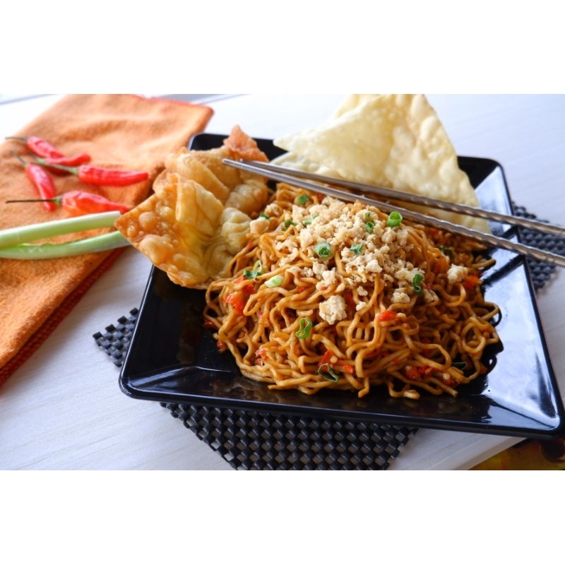 Mie Gachoorin / Mie Pedas berlevel