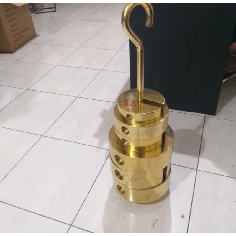 batu timbangan dacing logam Kuningan (S.A)