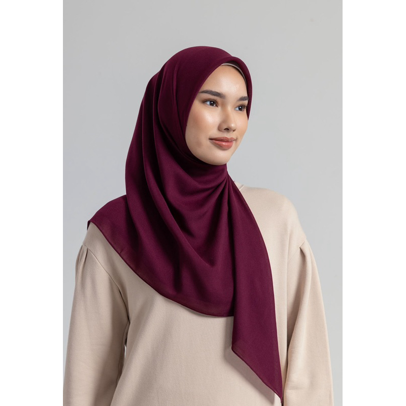 Leya Scarf Ria Miranda / jilbab polos ria miranda / jilbab segiempat ria miranda