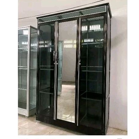 Lemari Baju Kaca 3 Pintu Aluminium
