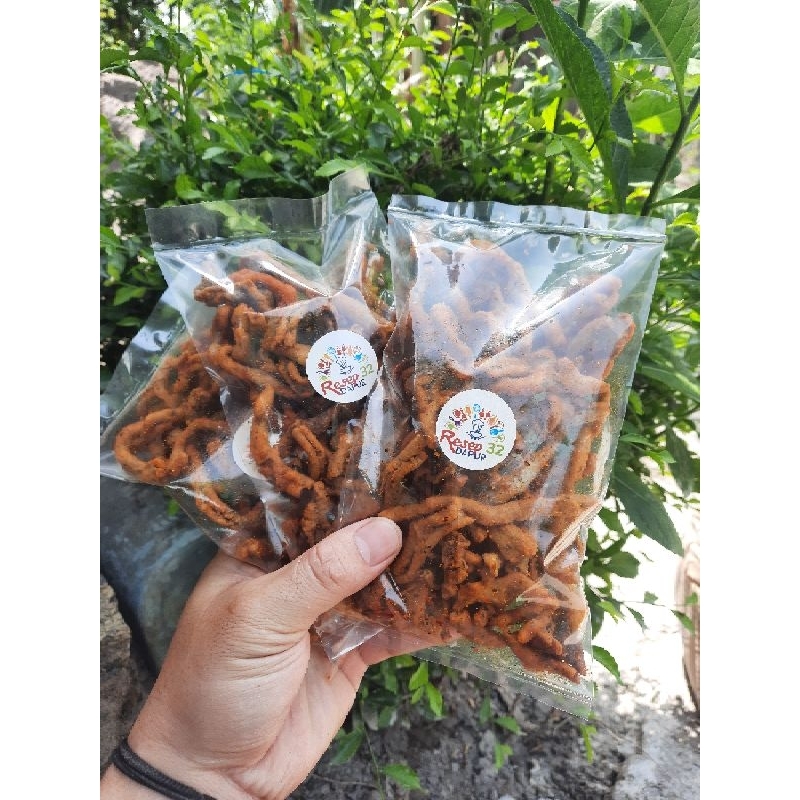 

USUS CRISPY PEDAS DAUN JERUK BERSIH PREMIUM BIKINAN SENDIRI