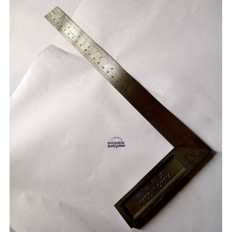 

Penggaris Siku Tukang / Siku Tukang / Siku Meter 12 Inch / Square Ruler