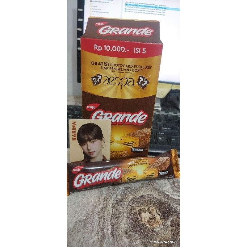 

Nabati Grande Coklat edisi AESPA