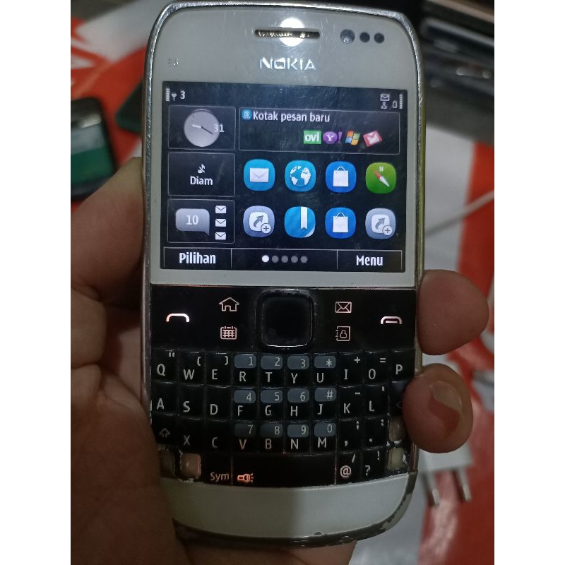 Nokia E6 Symbian Qwerty