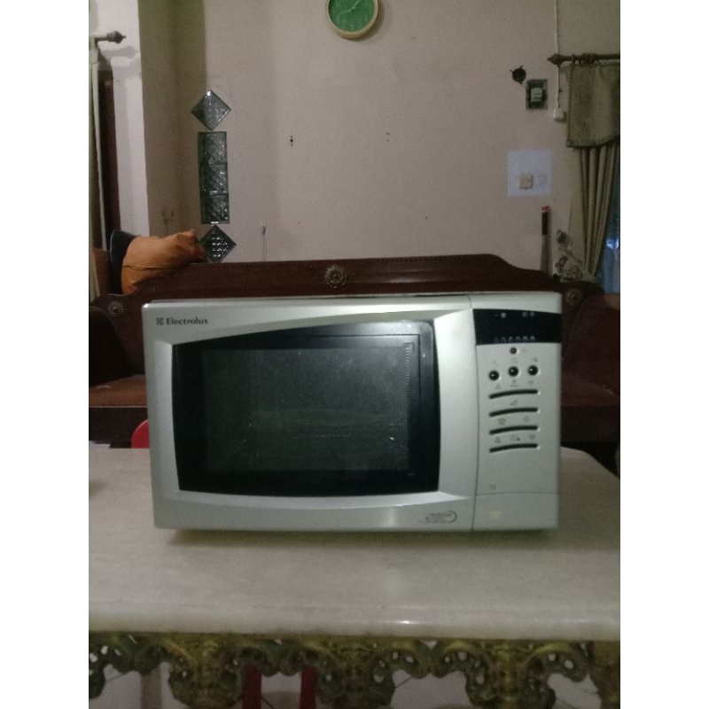 Microwave Electrolux Made in England