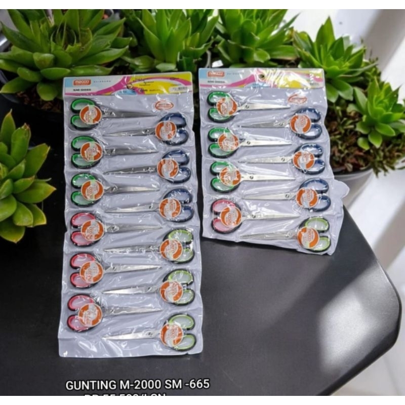 

GUNTING GANTUNG M-2000