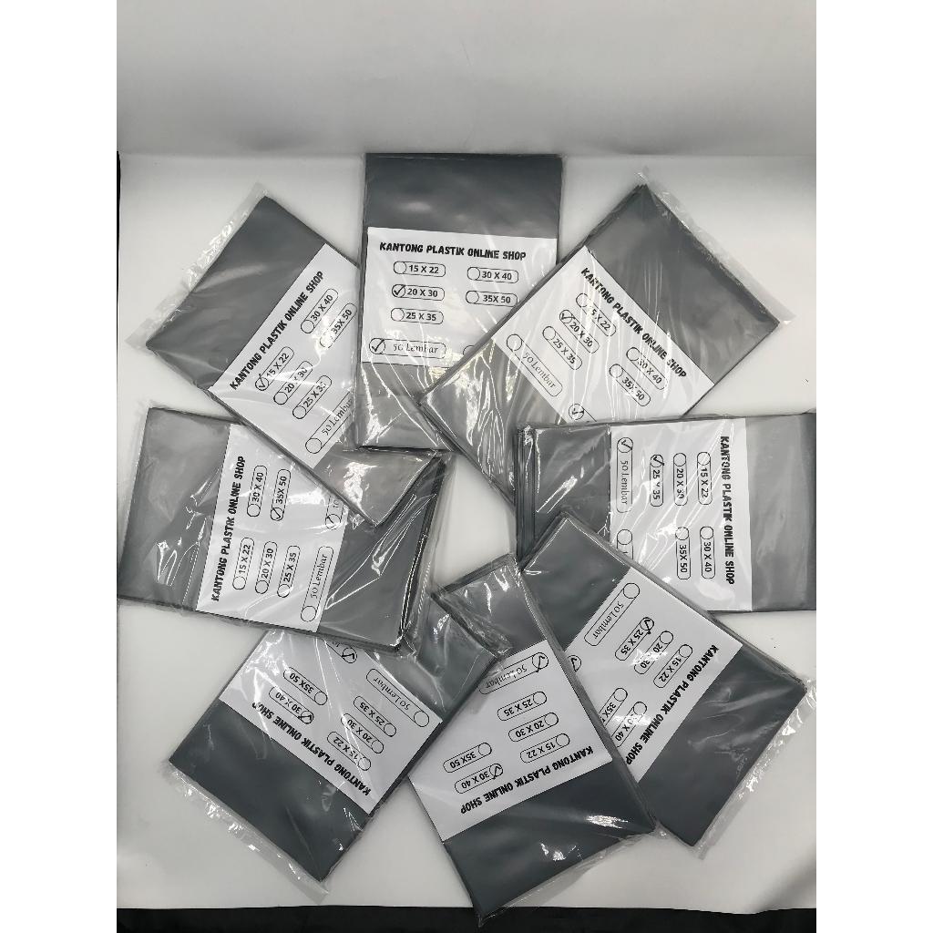 

Kantong Plastik Packing Online Shop Tanpa Plong 15x22 - 100 Lembar, Plastik Online Shop, Plastik Sampah Hotel, Hitam, Putih Susu, Silver, Ungu