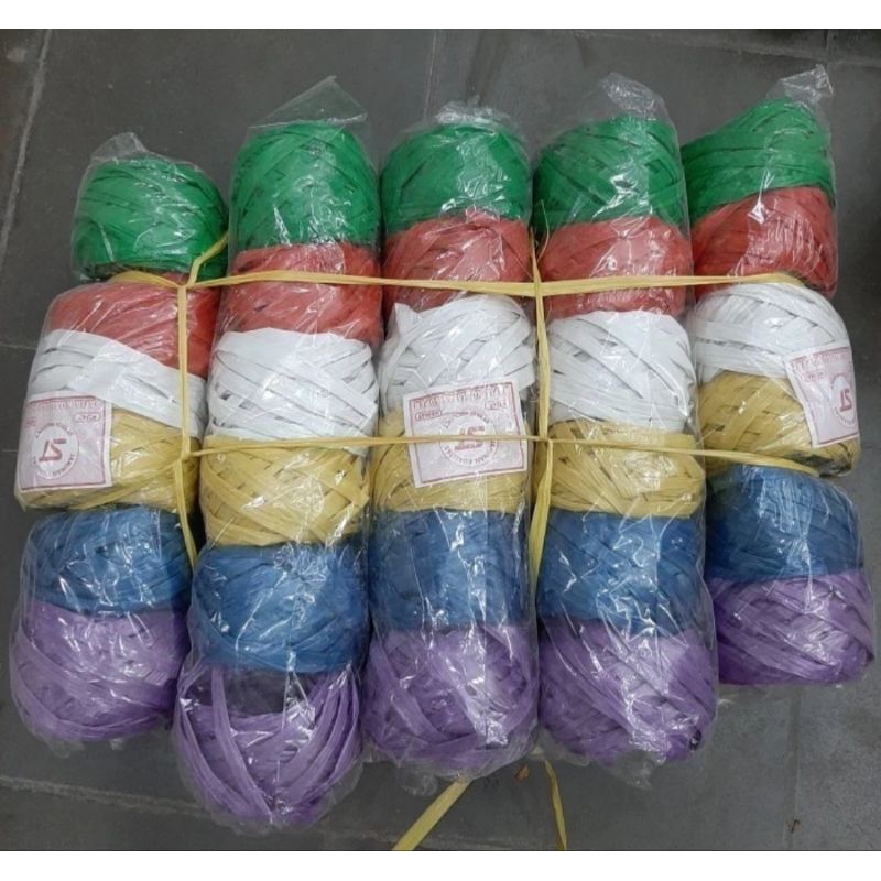 

Tali Rafia Roll Kecil Warna Warni