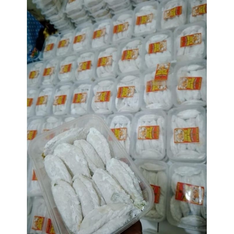 

(10pcs) Cireng Isi Ayam Suwir Pedas dijamin enaaak!!