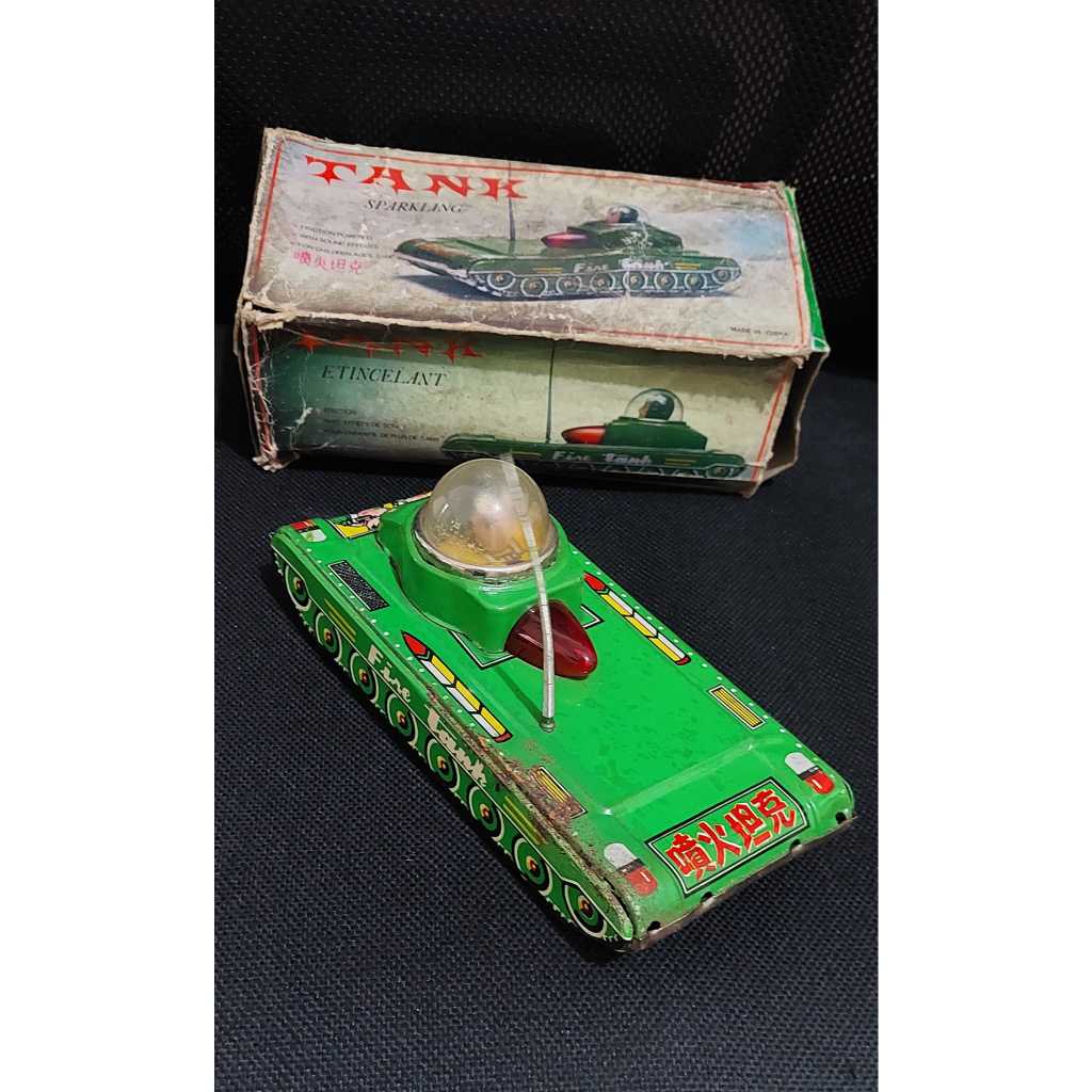pajangan mainan kaleng tin toys tank sparkling NOS KARAT HALUS