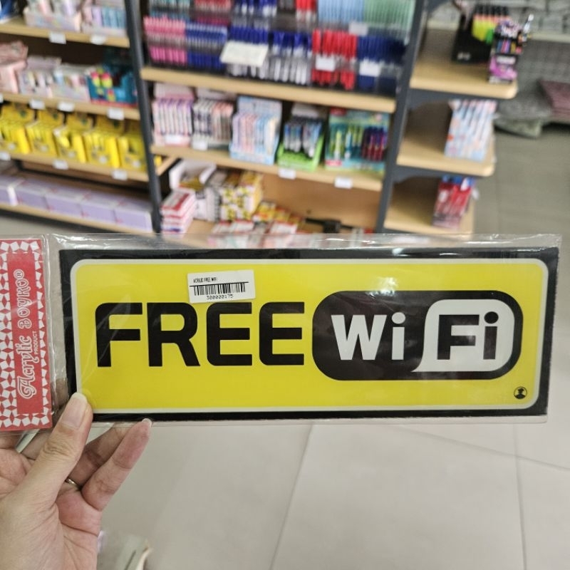 

papan acrylic sign board akrilik logo free wifi