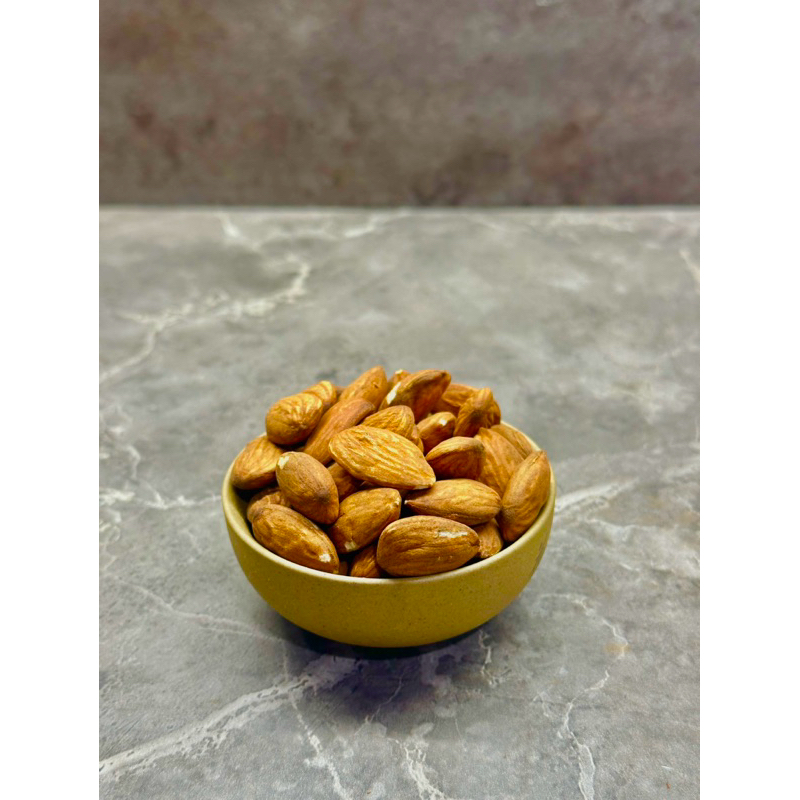 

RB KACANG ALMOND PANGGANG PREMIUM 250 GRAM / ALMOND ROASTED GRADE A