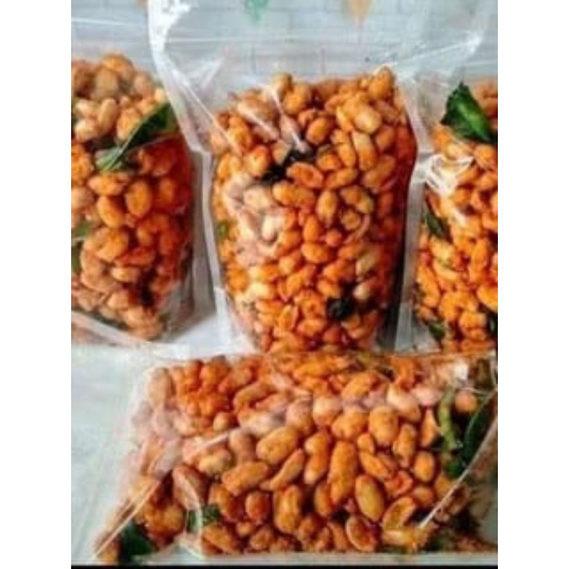 

kacang thailand pedas manis daun jeruk 250g