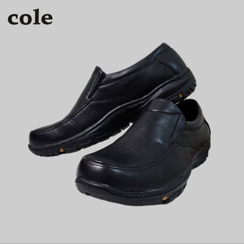 Sepatu Cole ASN03-1 Slip On Pria | Warna Hitam Ukuran 42