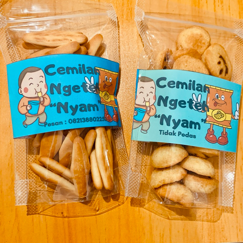 

[Kue Kering] Cemilan temen ngeteh / cemilan ginastel stand /cemilan stand toko/cemilan kering grosir/ide jualan grosir/jajanan kering/cemilan pedas kekinian/kue kering/mie lidi/ kerupuk seblak pedas