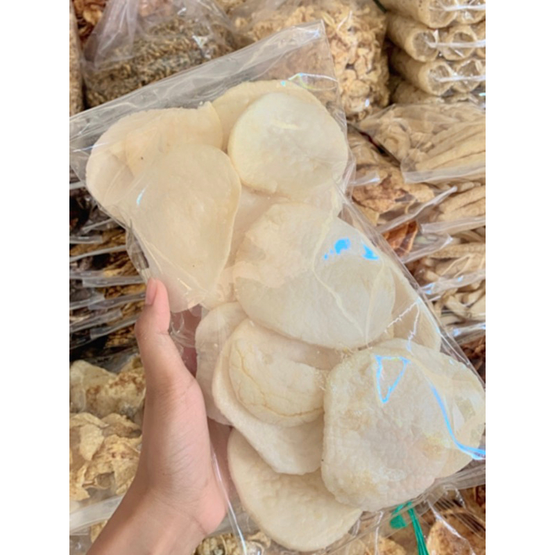 

KERUPUK KEMPLANG PALEMBANG DENGAN RASA ASIN GURIH