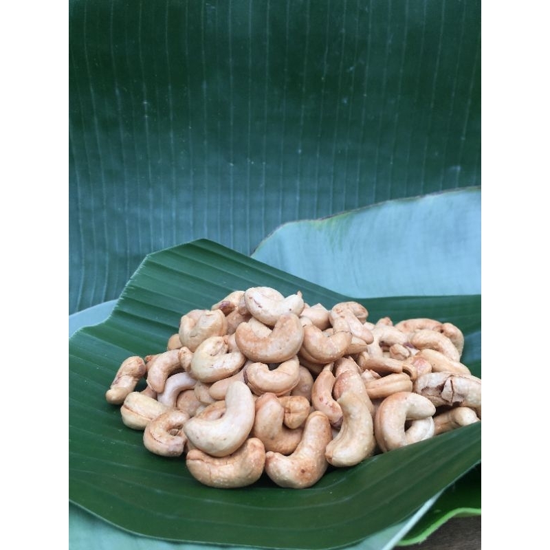 

Mete Asli Wonogiri Original Mete Utuh Kacang Mede 1 kg