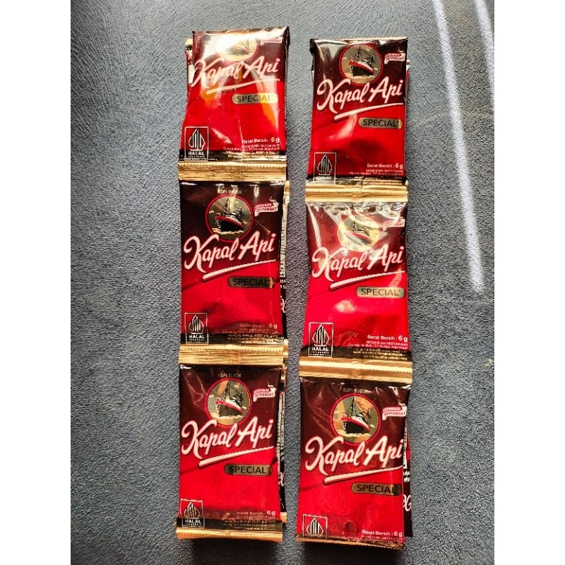 

Kopi Kapal Api special kemasan mini 6 gr (1 renceng isi 10 pcs)