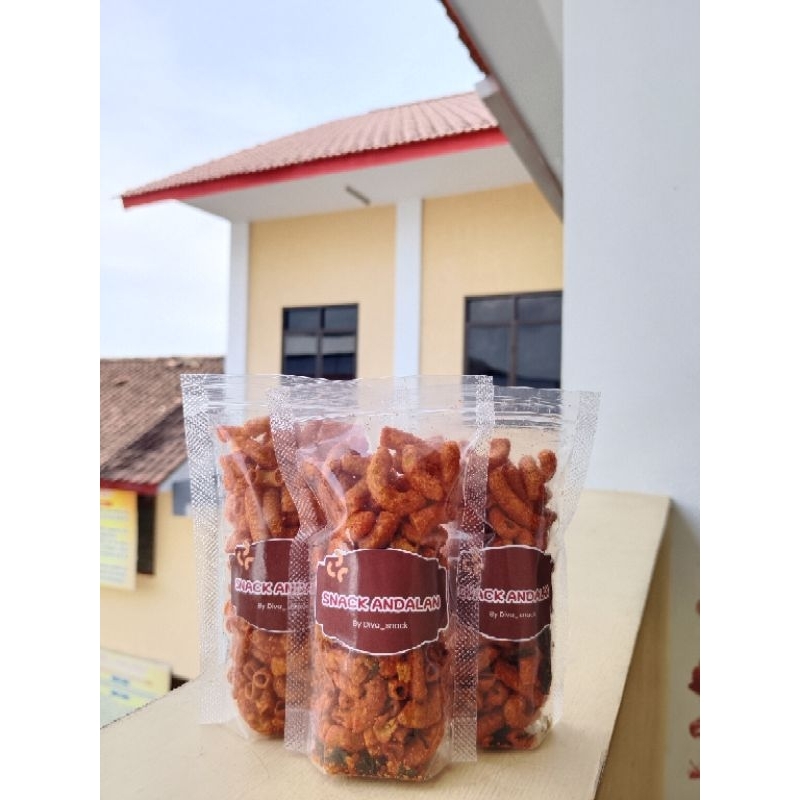 

SNACK-MAKARONI PEDAS