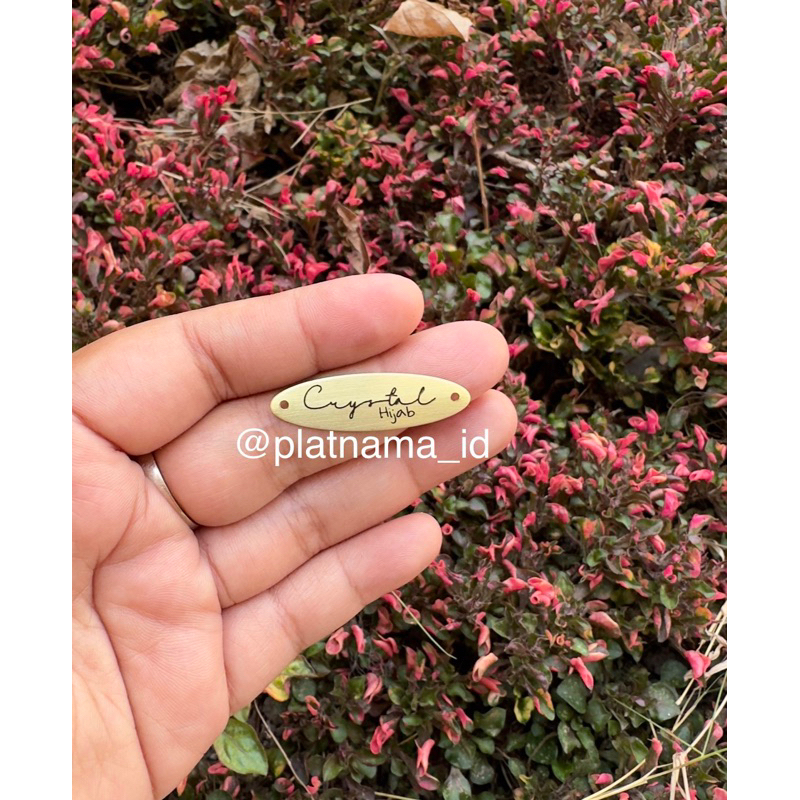 

label plat/label nama/ label hijab/label custom (100 pc)