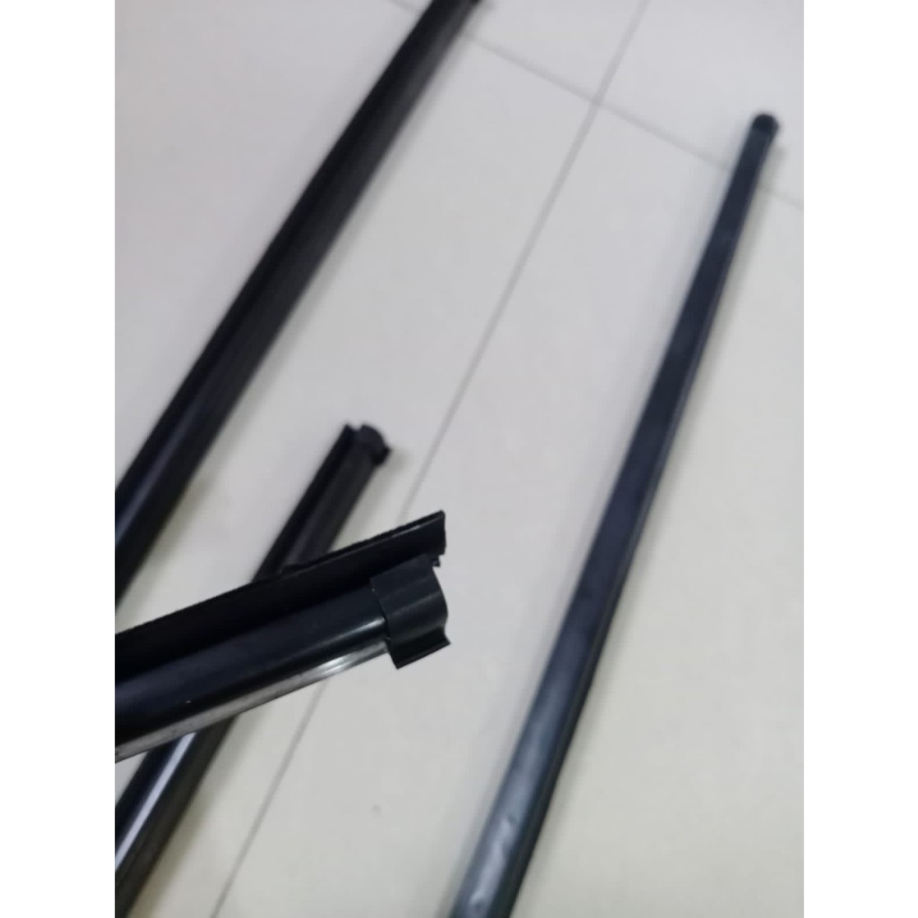 Karet kaca nissan terrano