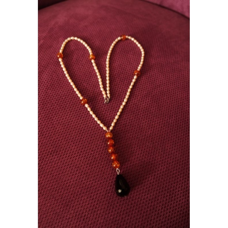 Onyx Pearls Necklace