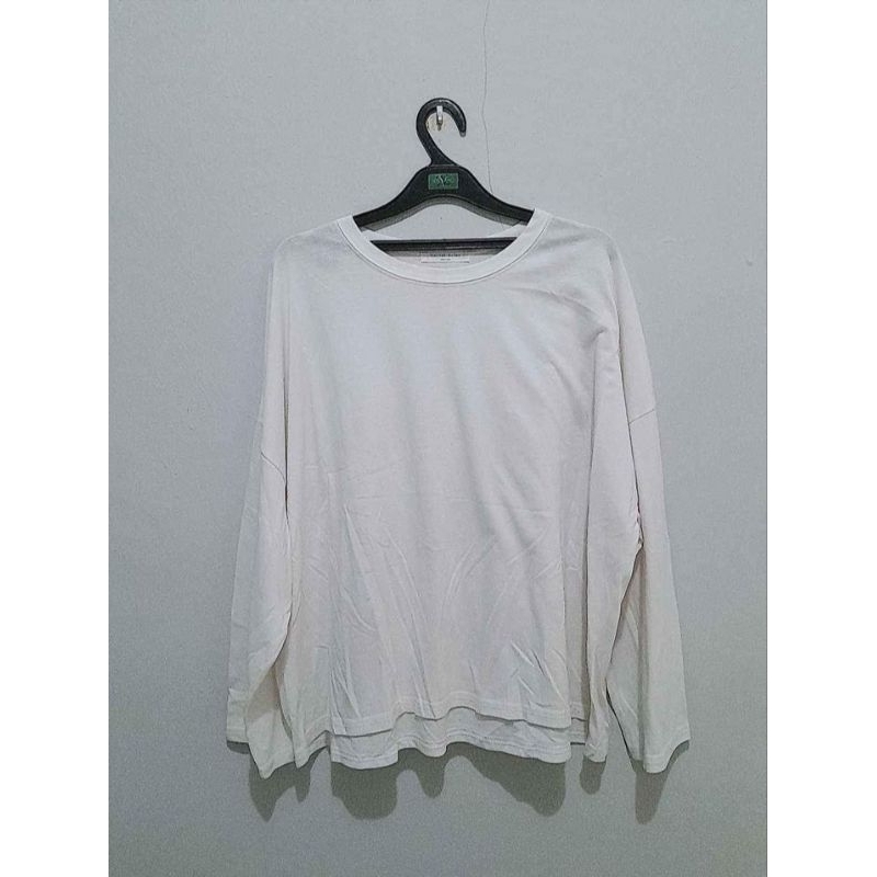 sweater branded second