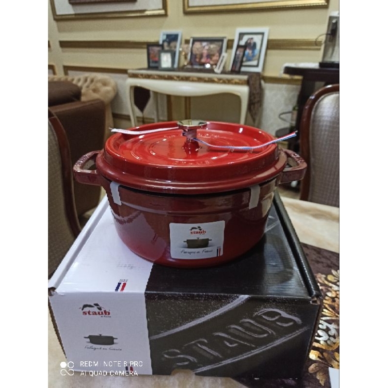 original staub cast iron cocotte round 24 cm