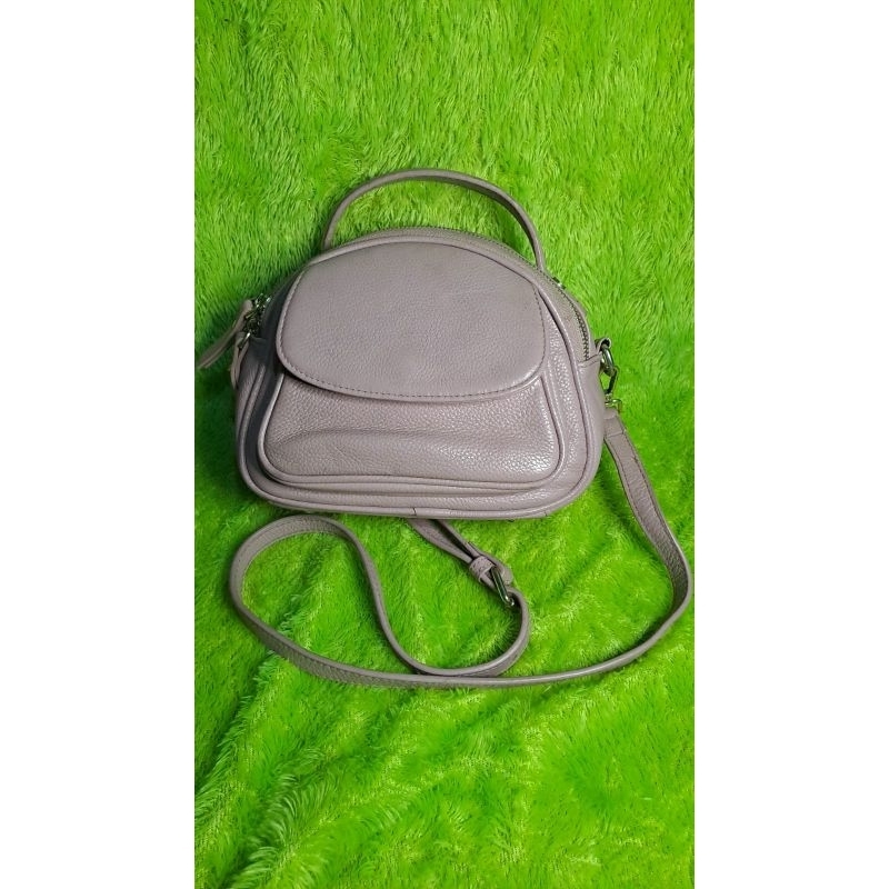 Preloved Slingbag | Tas Selempang Wanita warna pink