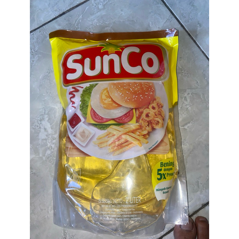 

MINYAK GORENG SUNCO 2liter (1pcs)