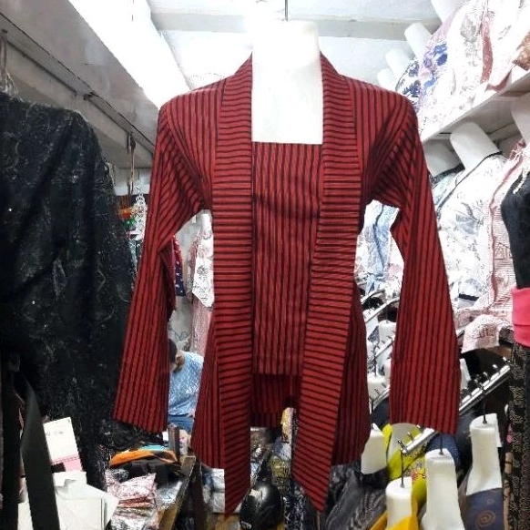 Kebaya lurik katun primisima warna hitam merah