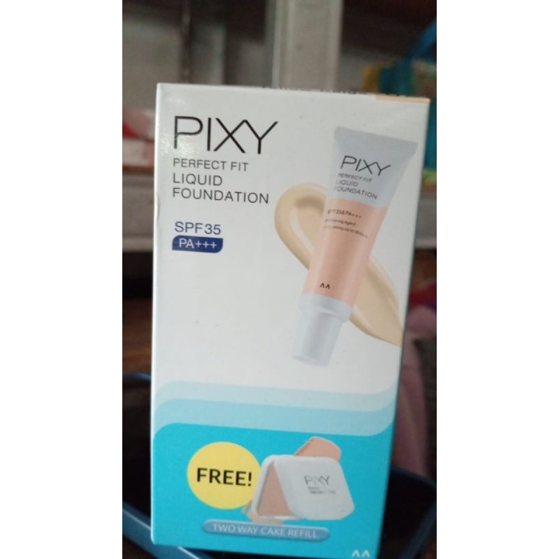 Pixy Liquid foundation+free bedak refil