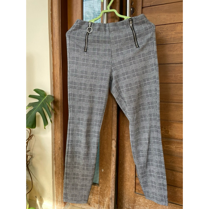 Celana Tartan Wanita Size S