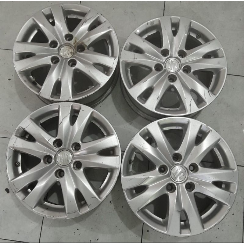 Velg Copotan Mobil Ertiga R15 Ring 15