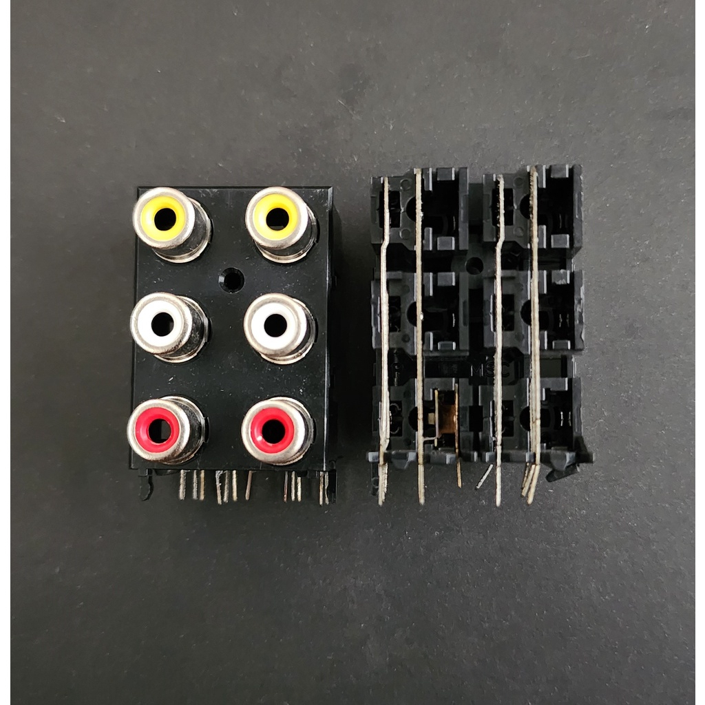 Socket Soket Female RCA 6 Slot Lubang Vertical Konektor AV - Kotak