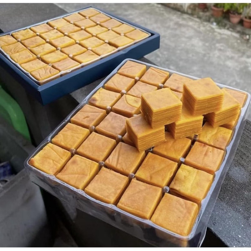 

Lapis legit premium box isi 30 potong