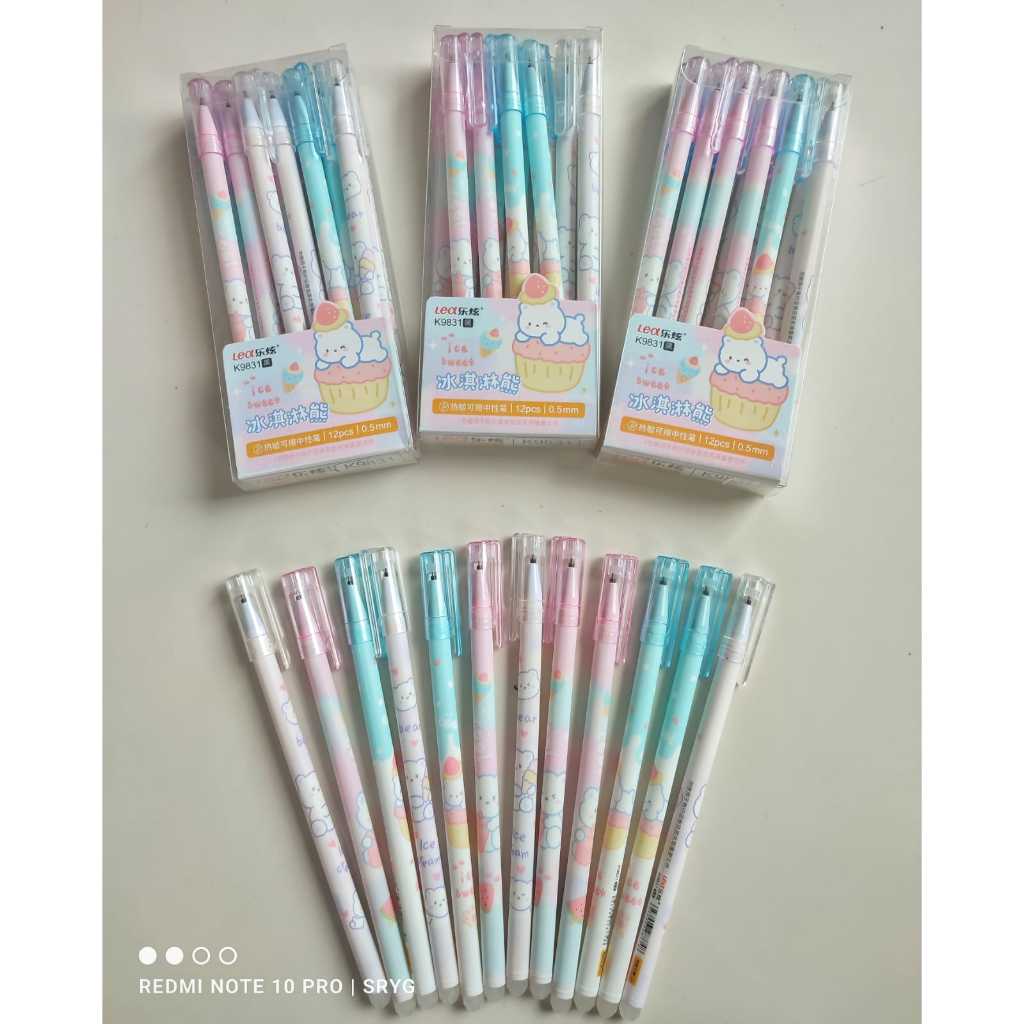 

Pulpen Bolpoin Magic Model Tutup isi 12 pcs Tinta Hitam Dihapus